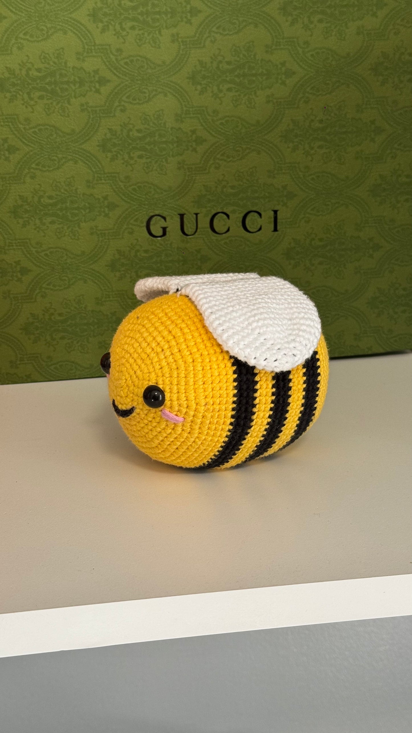 Small crochet bee