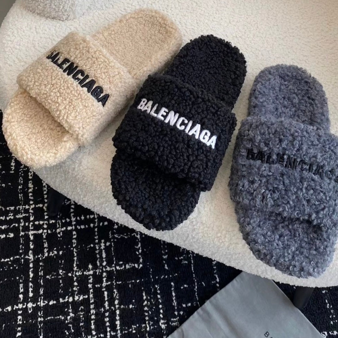 Balenciaga slippers