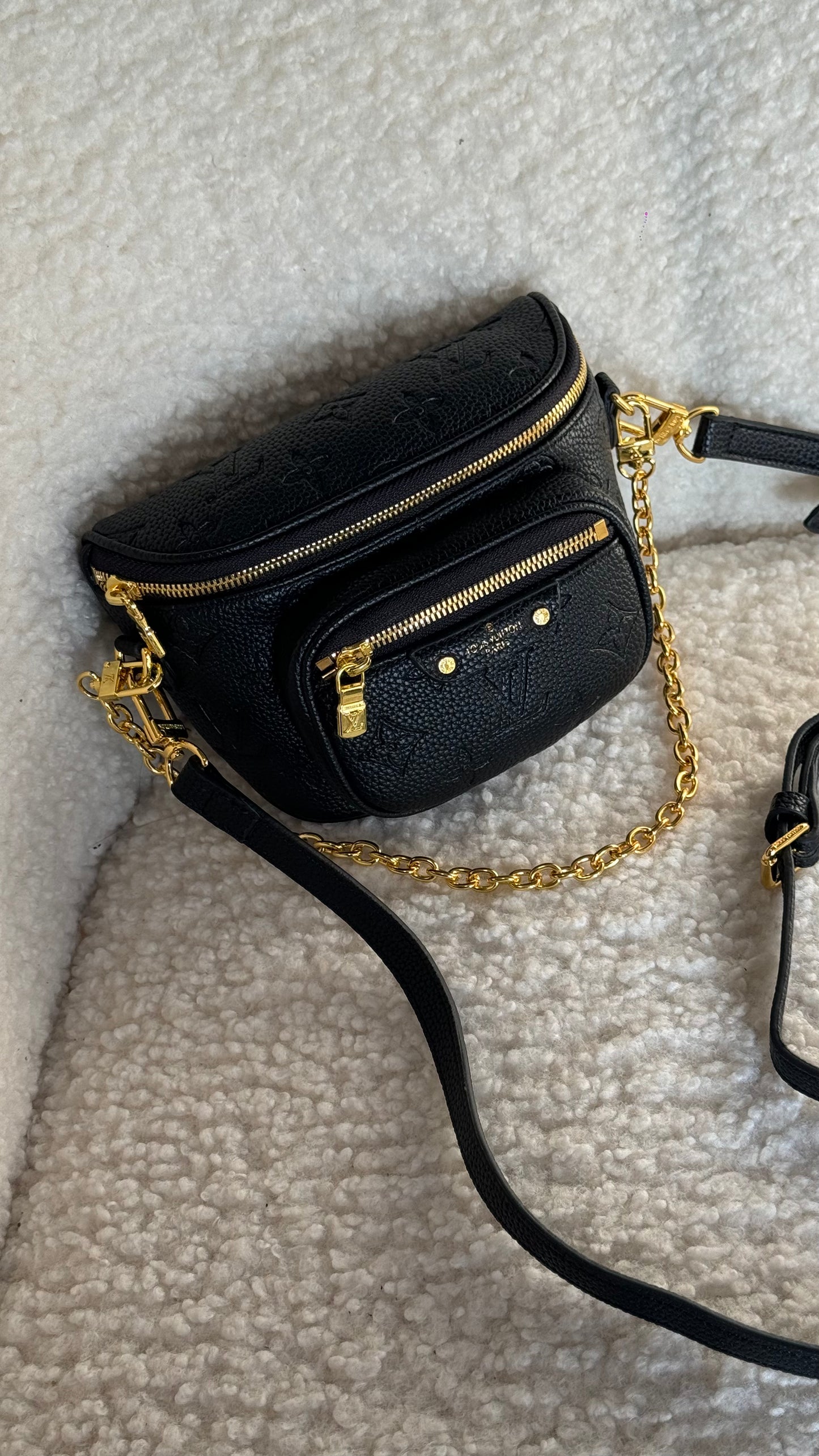 Black mini lv bum