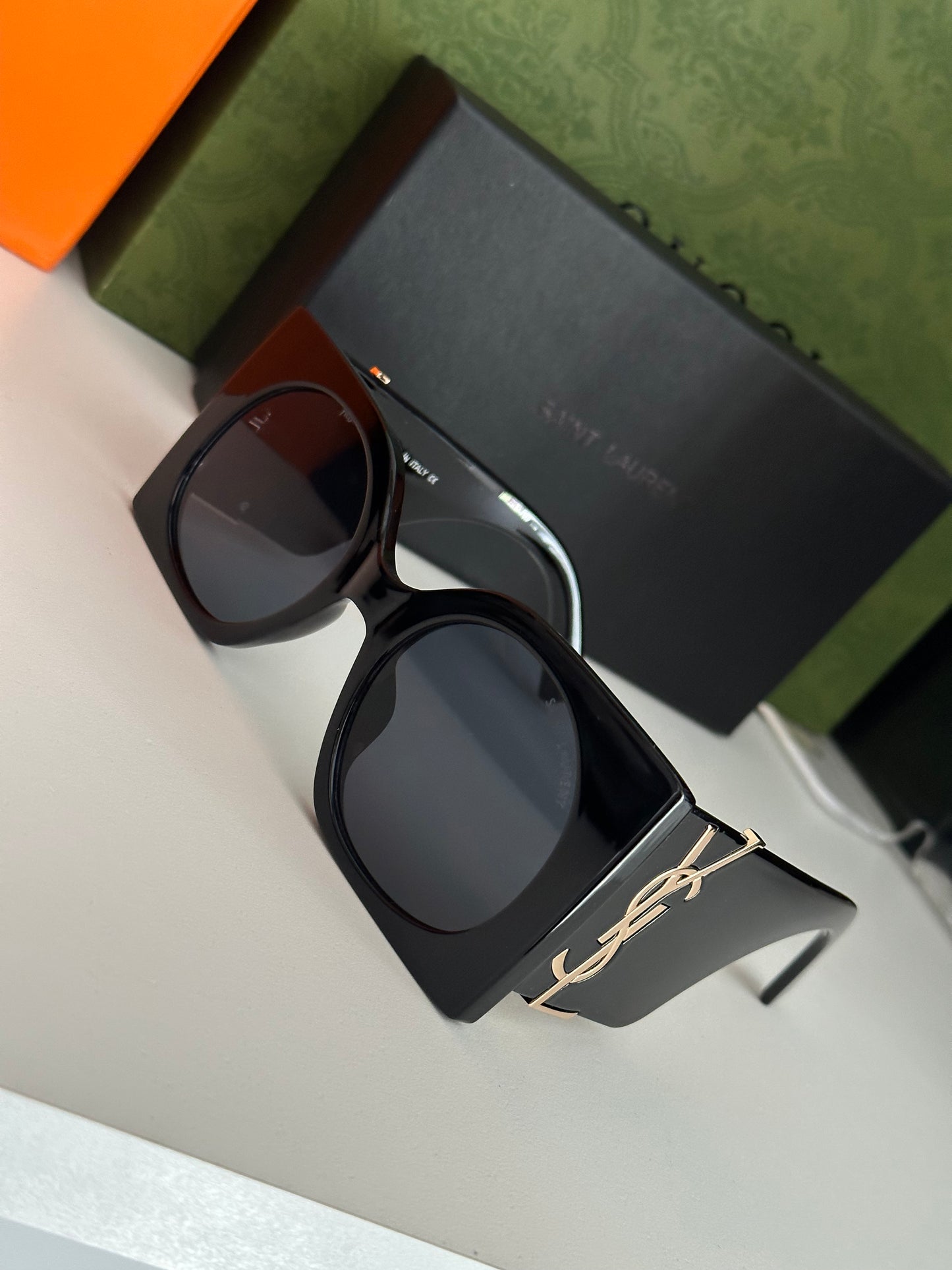 Ysl rounded sunnies