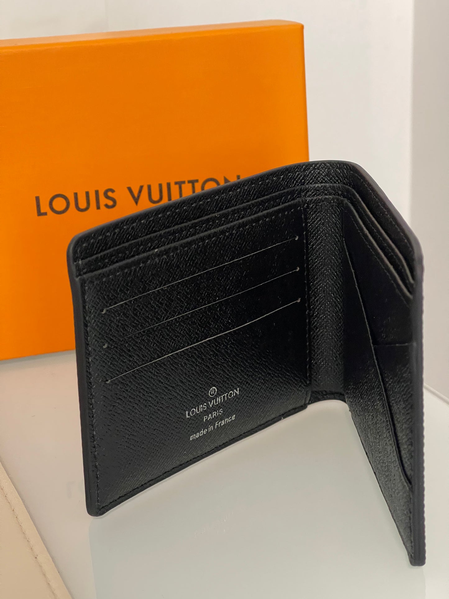 Lv wallet