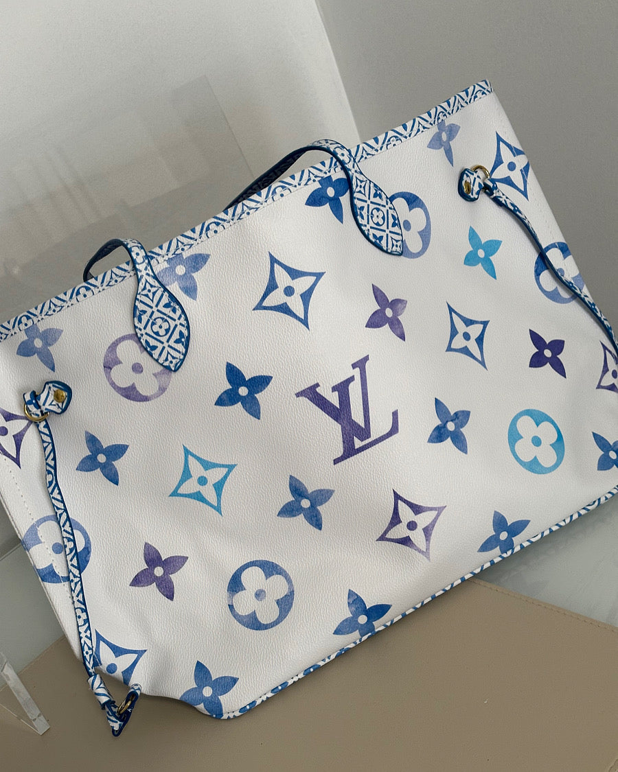 Lv blue pool neverfull