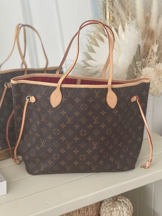 Monogram neverfull pre order