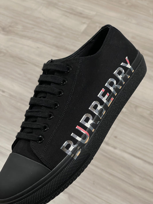 Burberry black shoes