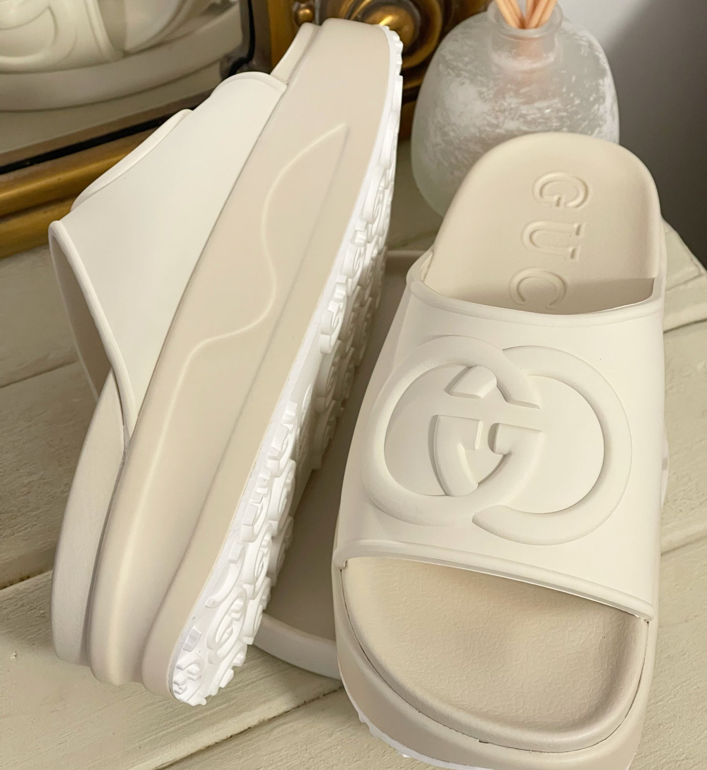 Cream gg platforms