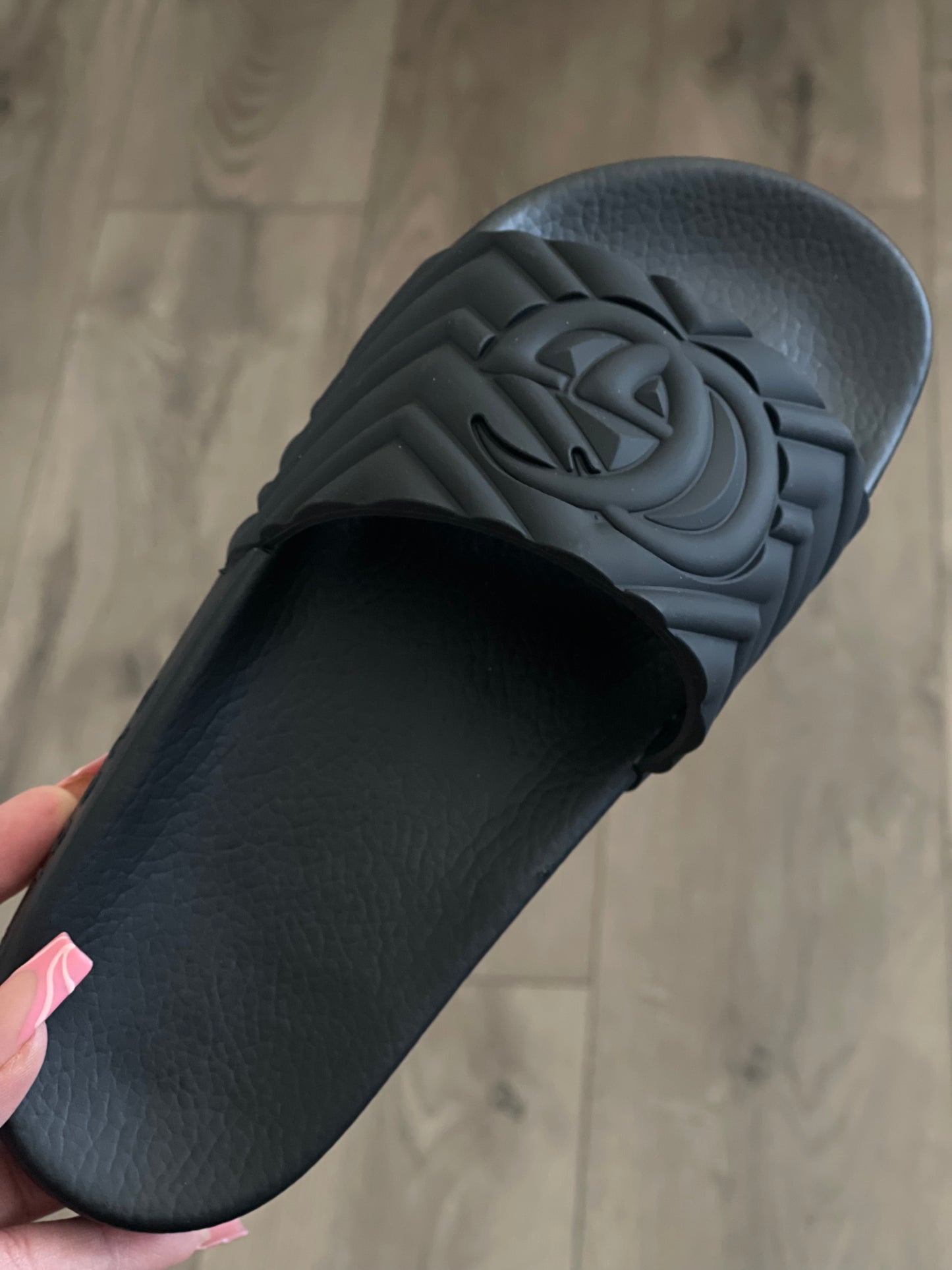 All black gg slides